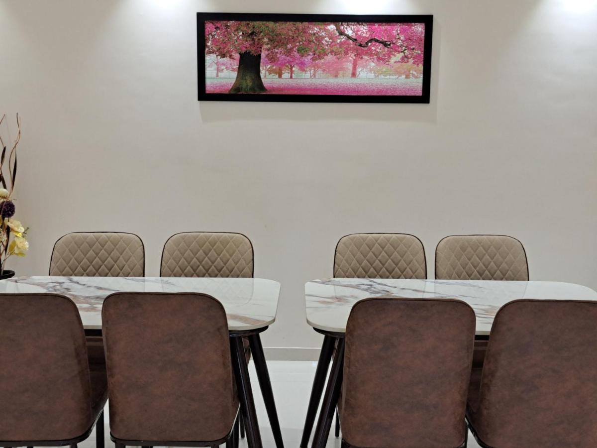 מלון נאסיק Bouquet Residency מראה חיצוני תמונה